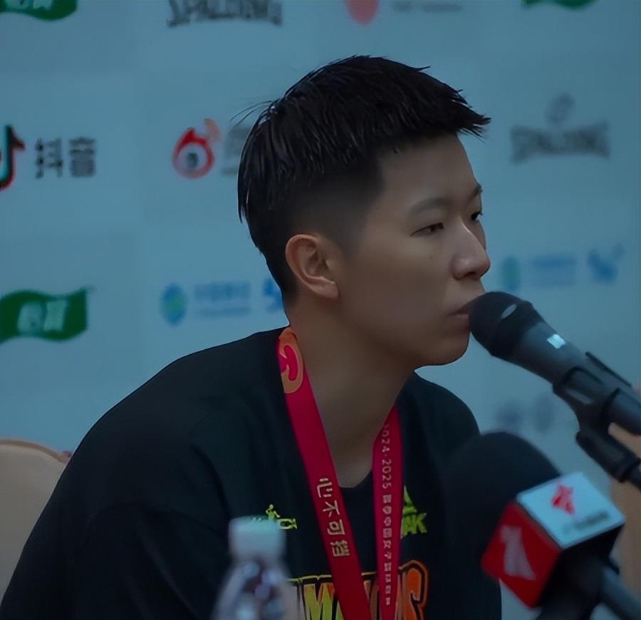 开云体育官网-巴拉圭射击选手稳扎稳打，夺冠