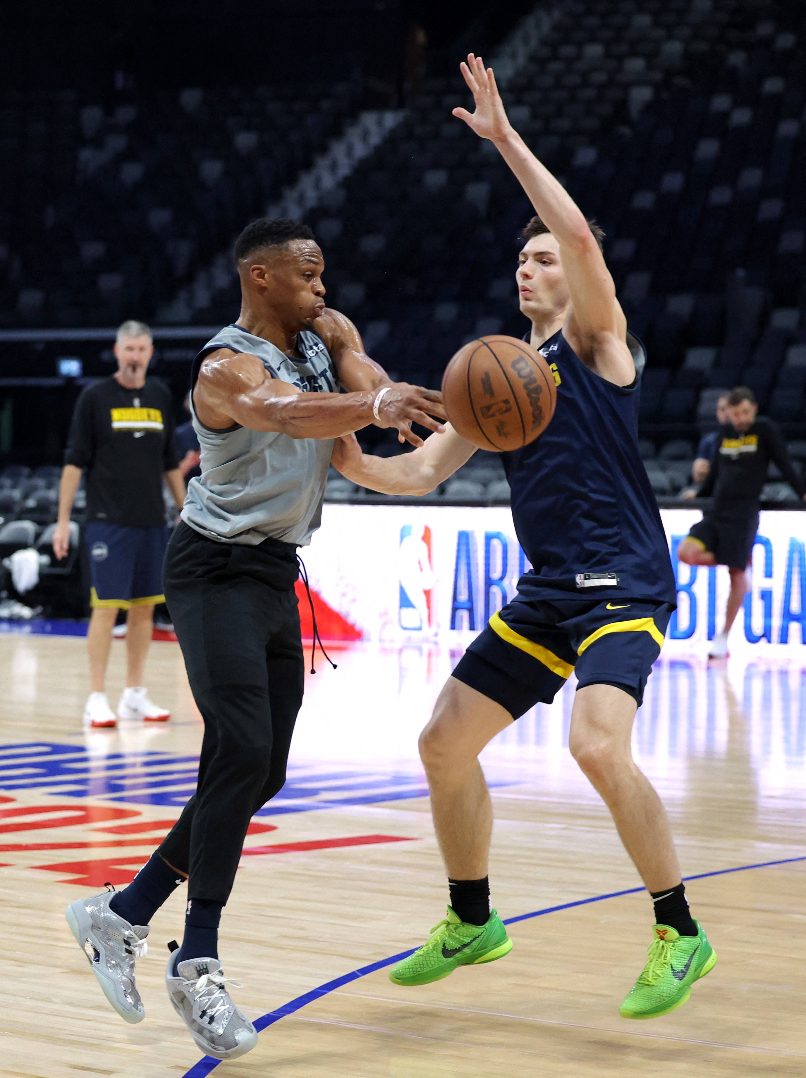 开云体育入口-包含小组赛NBA：皇马不敌掘金，赛后采访的词条