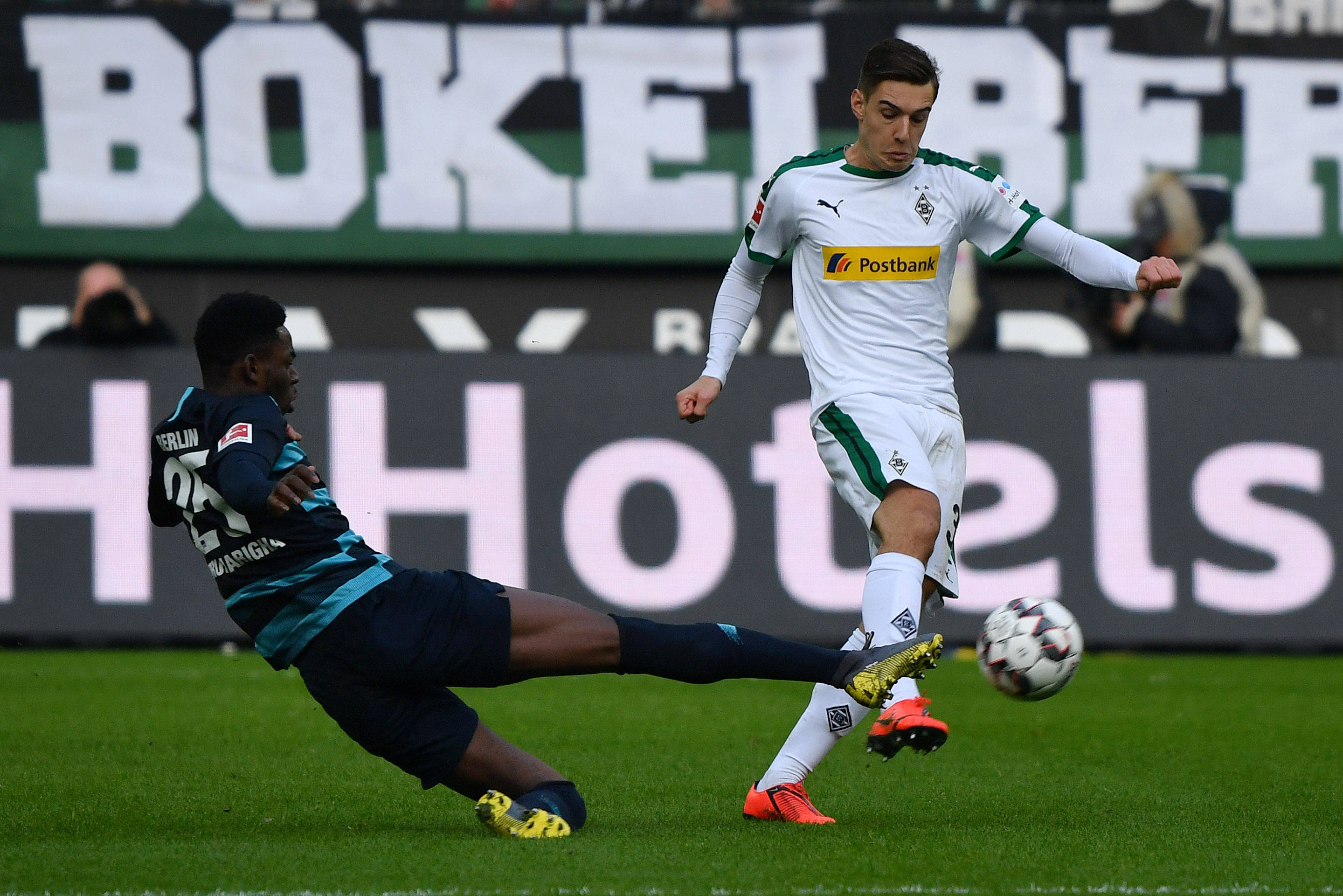 圣埃蒂安主场取胜,功成身退的简单介绍 圣埃蒂安主场取胜,功成身退的简单介绍