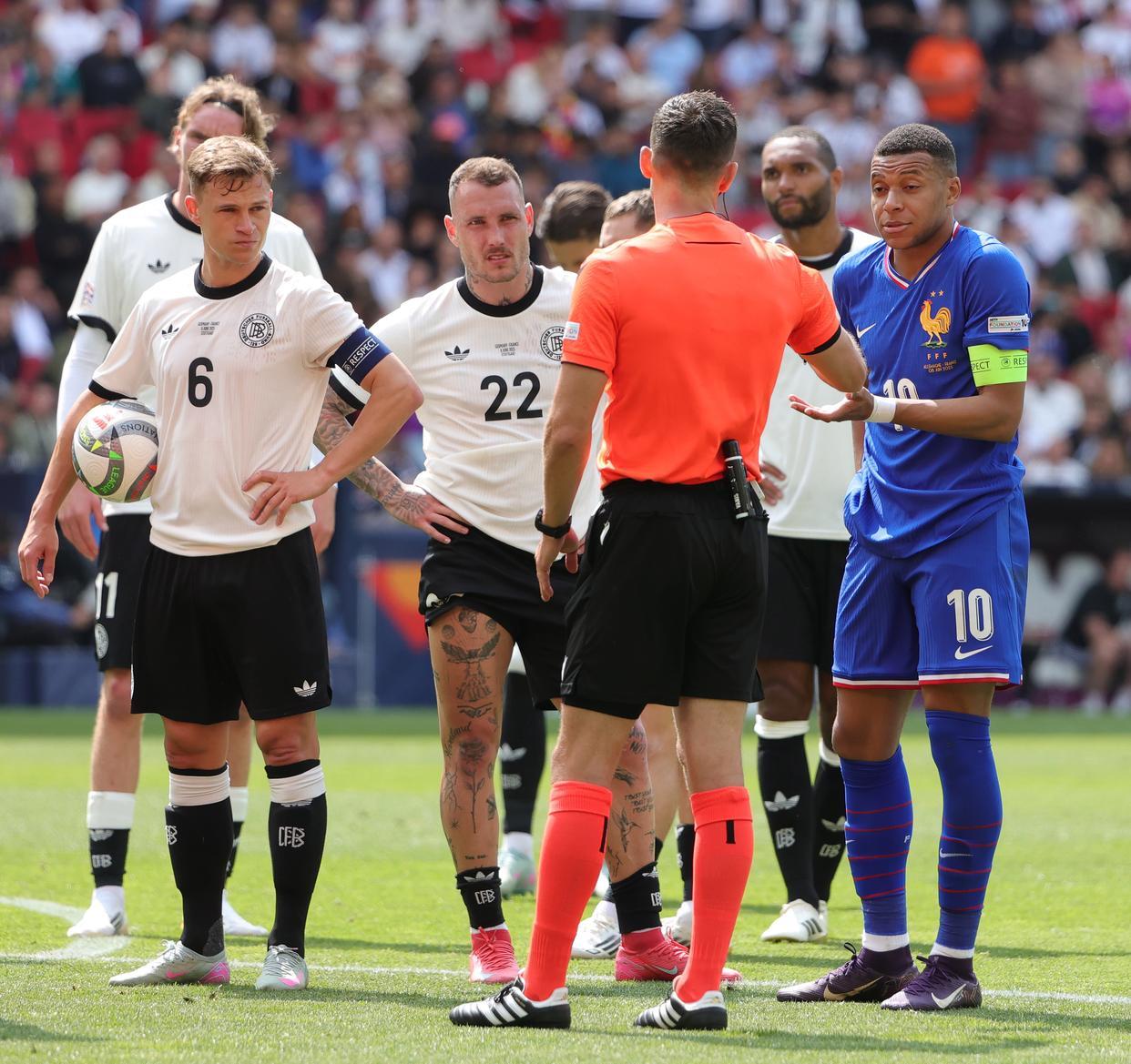 开云体育中国-德国队力克法国队,哈兰德帽子戏法德甲的简单介绍