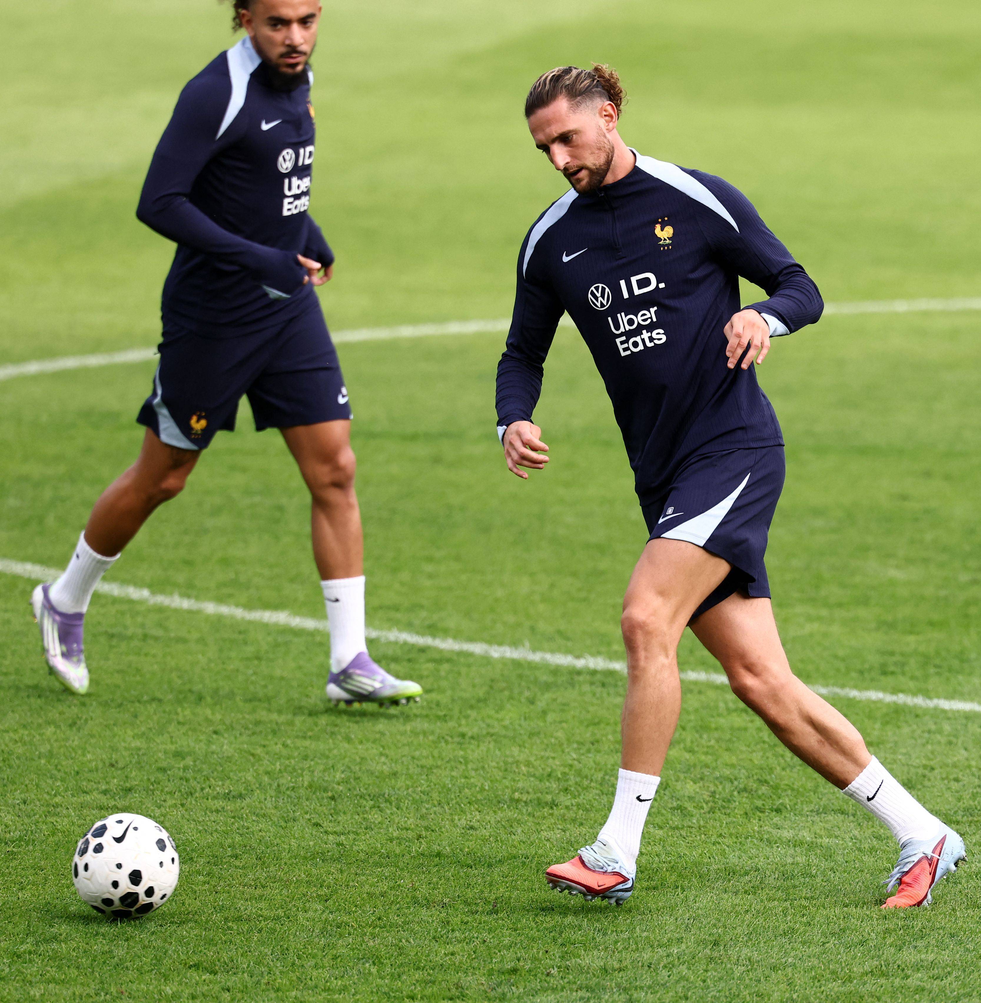 开云体育平台APP-法国队在欧预赛淘汰赛中展现出色实力