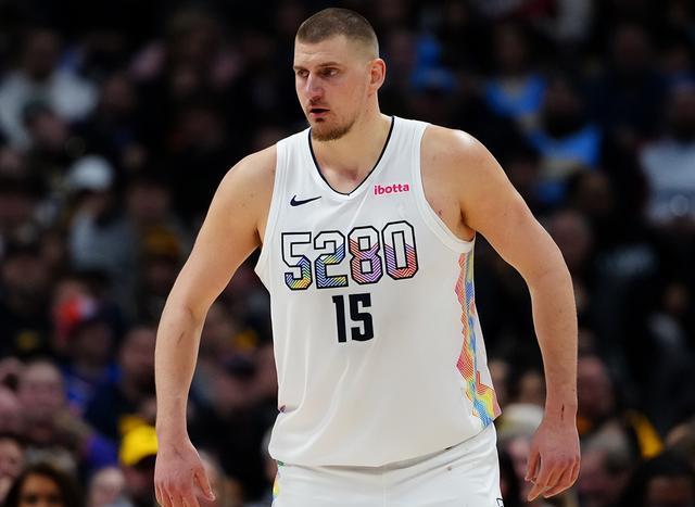 开拓者惨遭溃败,猛龙胜出 开拓者惨遭溃败,猛龙胜出