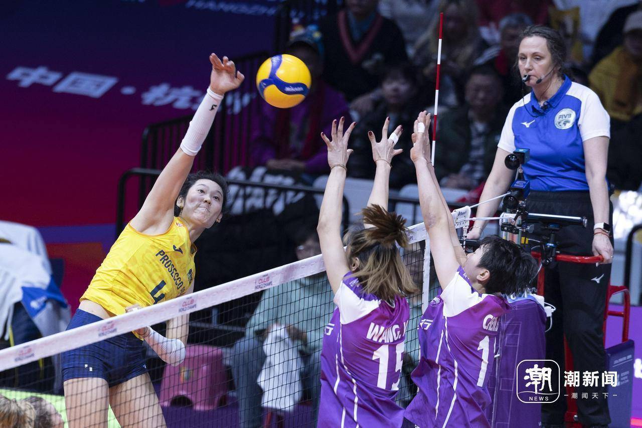 开云体育入口-排球决赛震撼开打,巅峰对决引爆全场