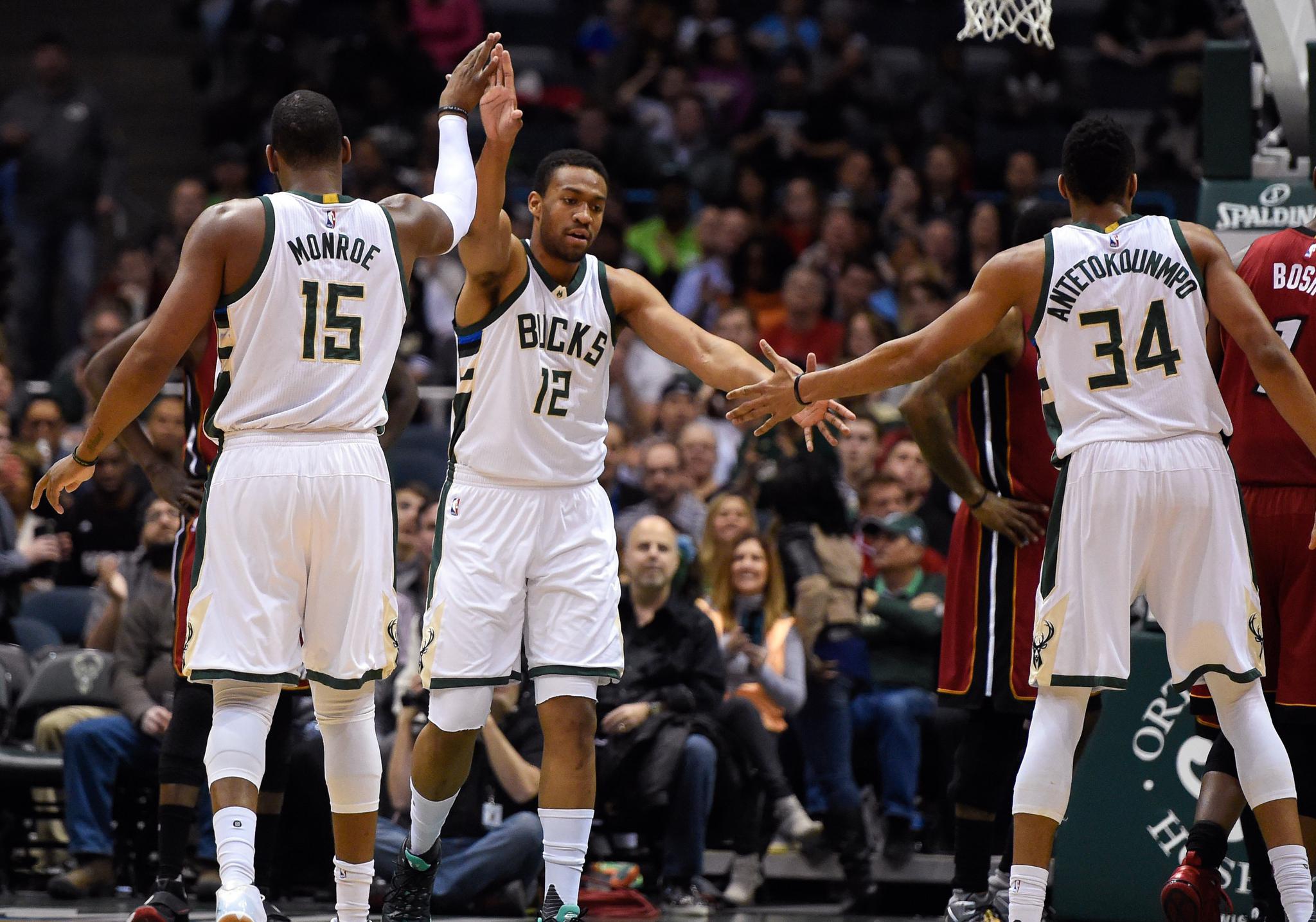 开云体育app-雄鹿险胜掘金,丹尼·格林绝境逆转的简单介绍