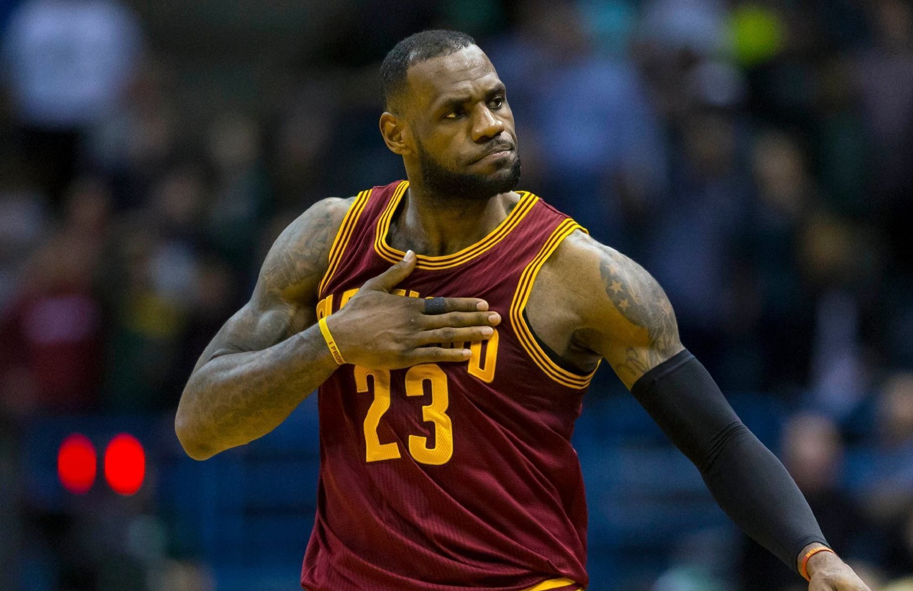 开云体育登录-包含回顾NBA2K经典时刻:传奇再现的词条