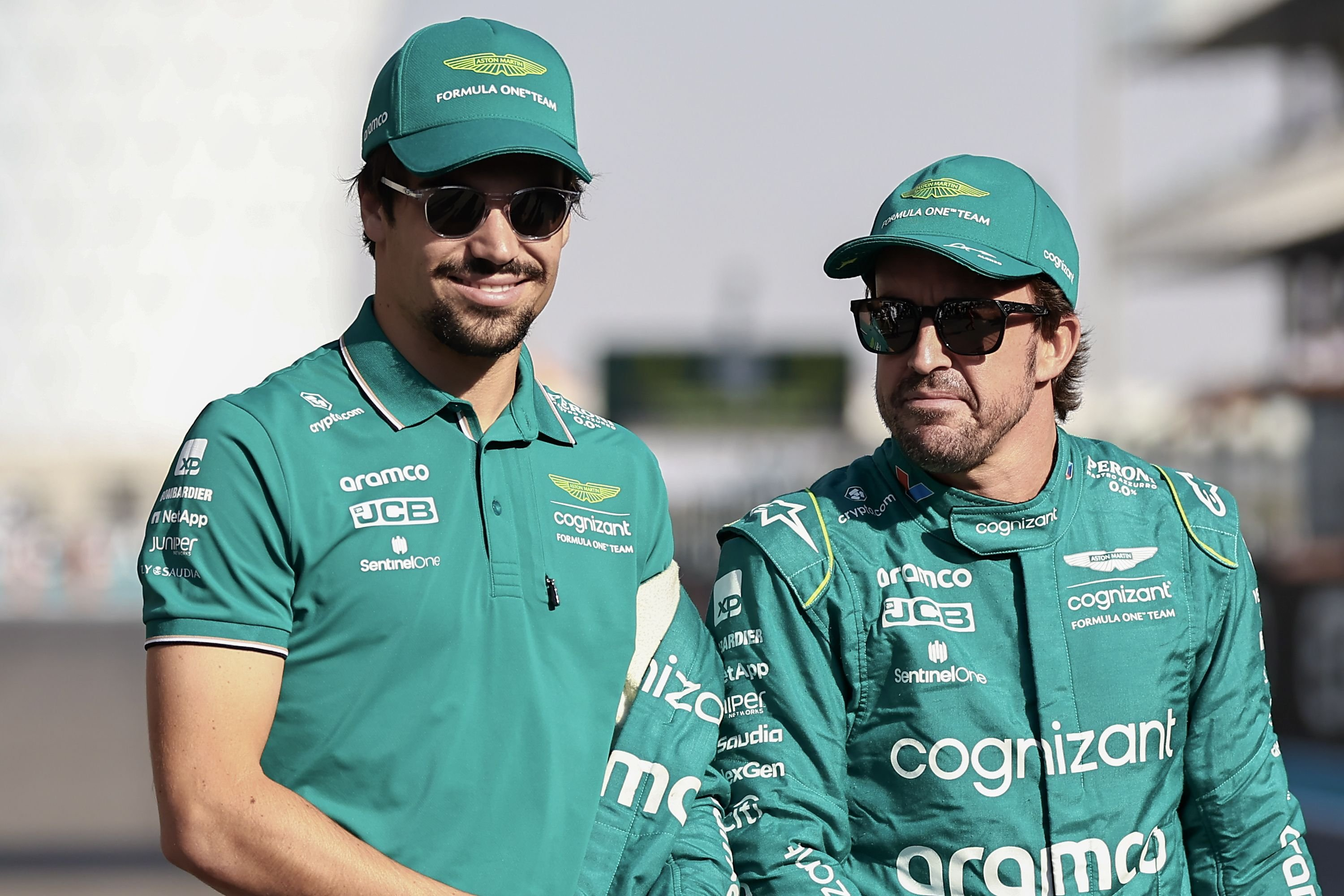 红牛车队鏖战阿斯顿马丁，勒克莱尔扛起全队