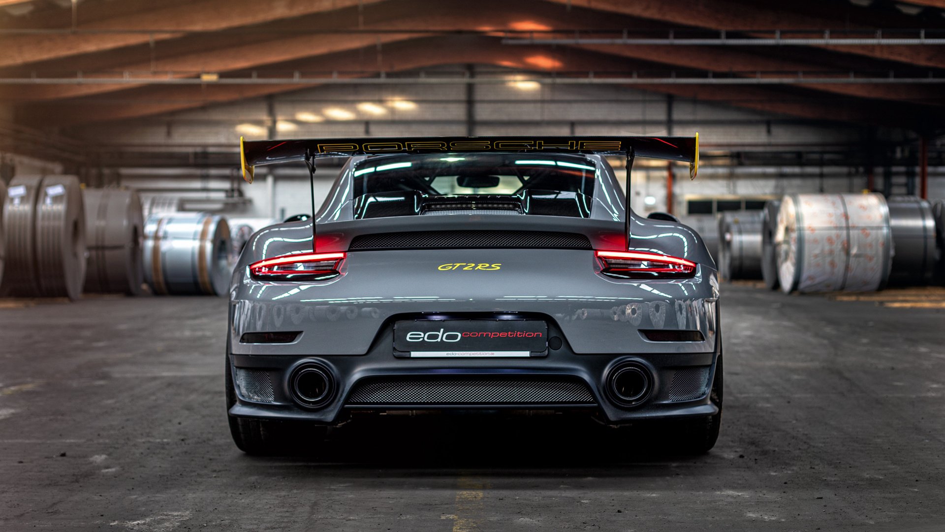 开云体育官网-北欧风暴与南美烈焰，当丹麦战术撕裂尤文，努涅斯以满分回击世界