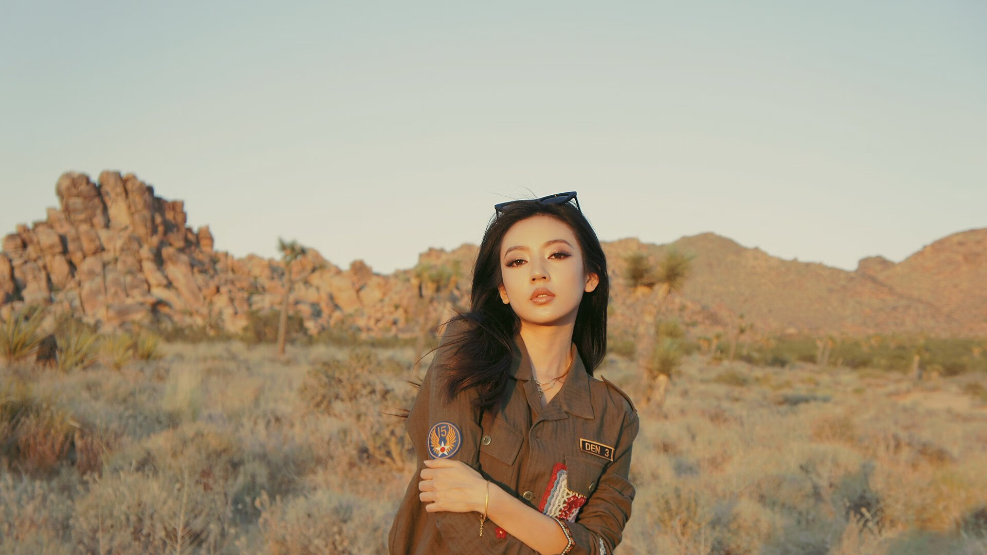 开云体育中国-铁闸夜幕，富安健洋在奥运关键战封锁对手的防守艺术