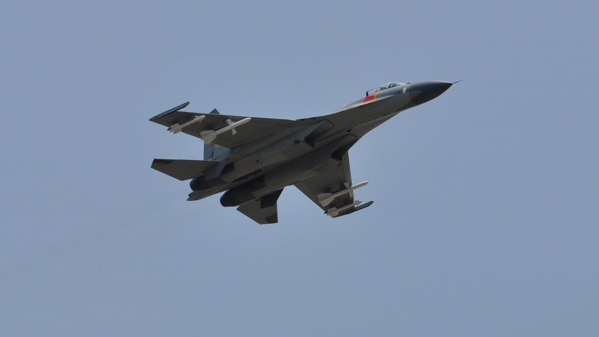 夜幕下的银色子弹，克莱的街道赛进攻艺术